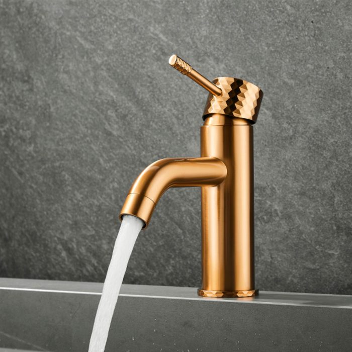 Grifo de lavabo monomando acabado maneta luxury dorado cepillado - Serie Oda - Image 3