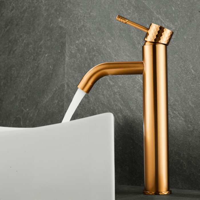 Grifo de lavabo alto monomando acabado maneta luxury dorado cepillado - Serie Oda - Image 4