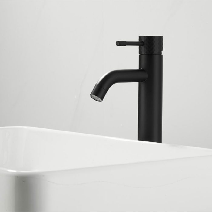 Grifo de lavabo alto monomando acabado maneta luxury negro mate - Serie Oda - Image 4